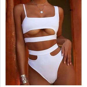 Charmzo Square Neck Hollow Out Bikini
